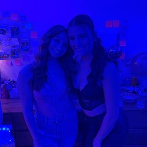 Meet your Posher, Angela